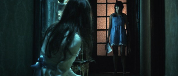 elisa-still2