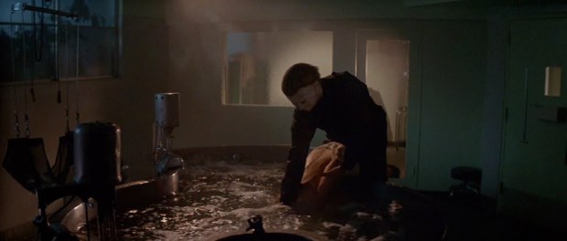 image-3-the-top-10-kills-of-michael-myers-0fb85066-1a1c-4558-b6c5-6e9a4e9dd5e8