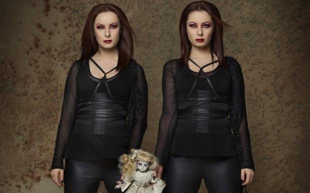 Soska_Twins_Alt_Edit_2-1200x750